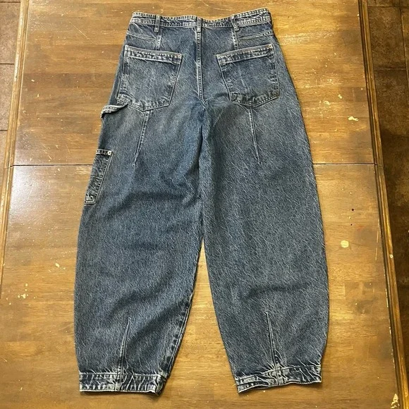 We The Free Jeans Womens 28 Light Wash Loren High Rise Carpenter Barrel Utility - Picture 2 of 9